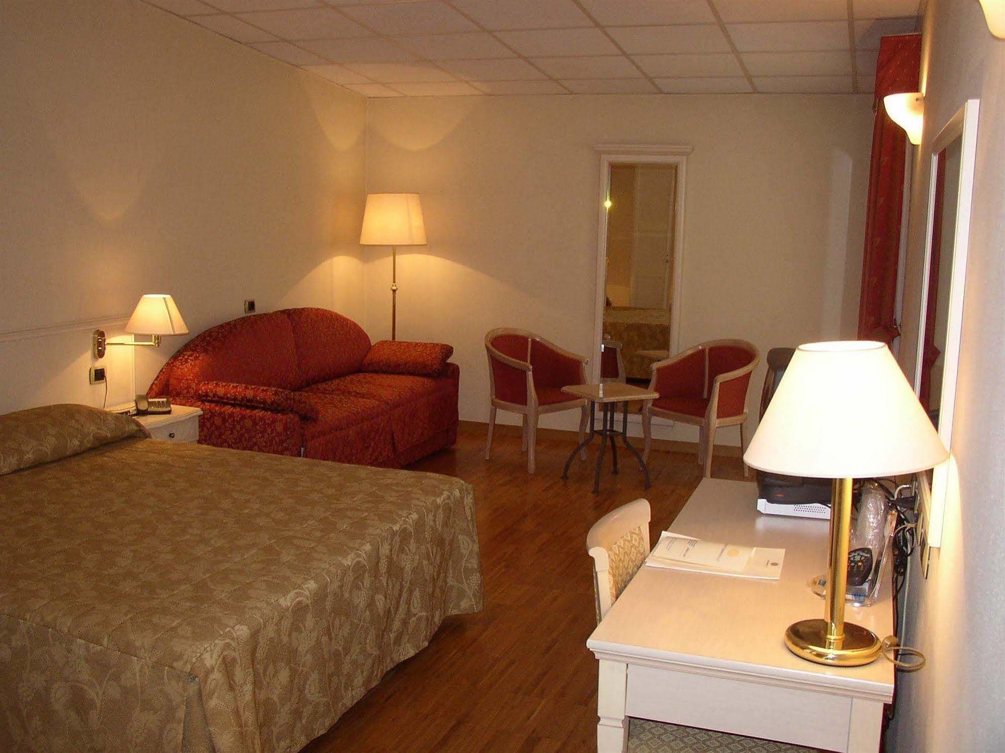 Hotel Terminal Mediolan Zewnętrze zdjęcie
